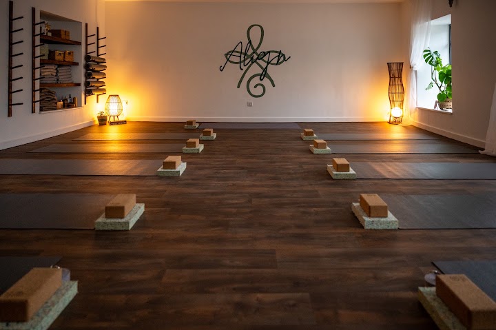 Align Yoga Studio logo