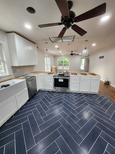 Flipping Spectacular Remodeling - Thumbnail