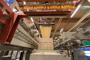 Photo n°28 de PRO LIGNUM S.A.S - Fabricant industriel de Bois techniques aboutés et collés à Frasne (Bois)