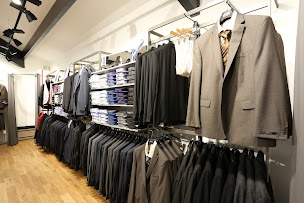 Photo n°15 de Size Factory Lyon - Magasin de Vêtements Grande Taille Homme à Champagne-au-Mont-d'Or (Magasin de sous-vêtements)