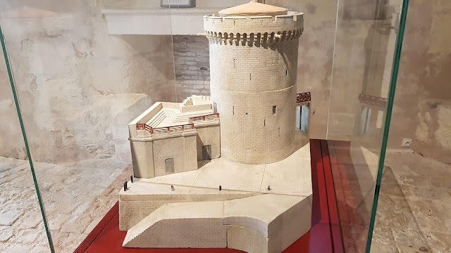 Tour de la Lanterne