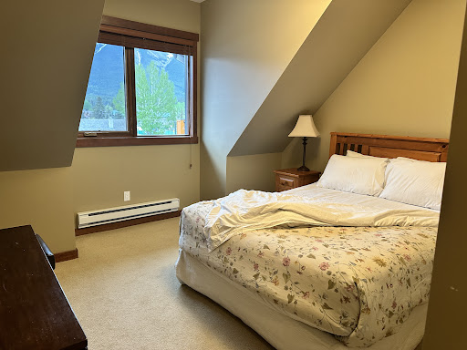 Rockies Rentals - Thumbnail