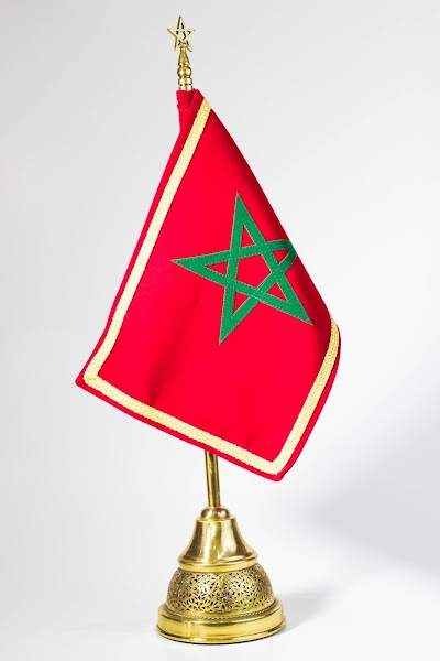 Photos of Au beau Fanion