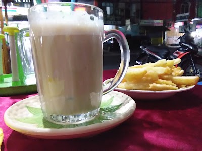 Photos of Paus Kost