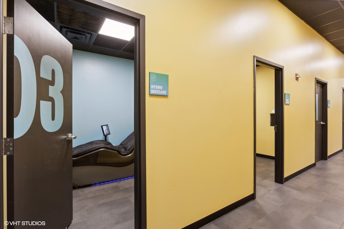 Crunch Fitness photo 5