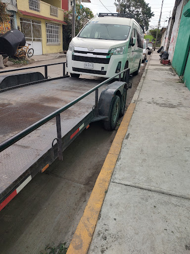 taller mecánico "Cochinaaa"