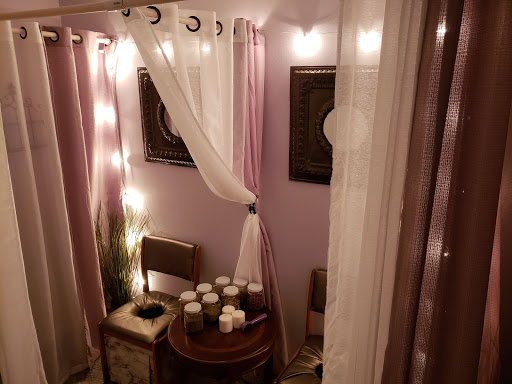 La'Mere Massage & Wellness - Thumbnail