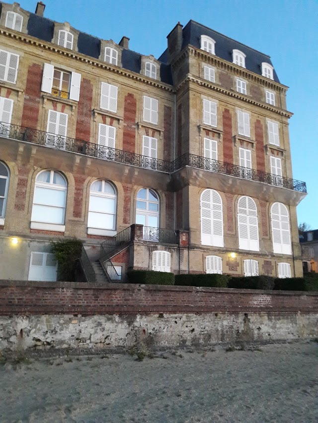 Les Roches Noires