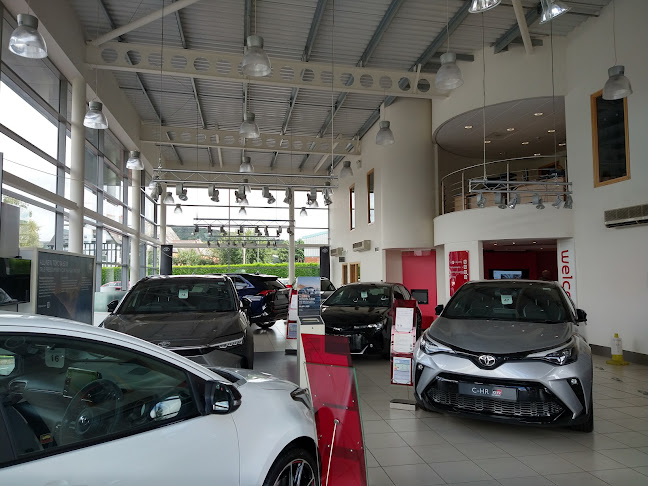North Road Garage Toyota Builth Wells - Car dealer
