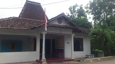 Photos of Balai Desa Kuryokalangan