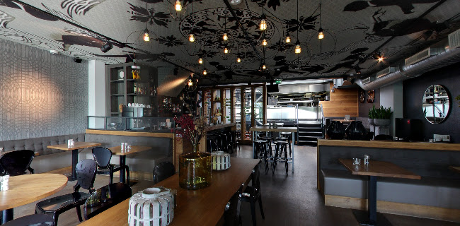 Mojo's Eatertainment - Restaurant