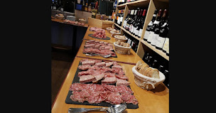 Photo n°2 de Les Domaines Qui Montent - Caviste - Quartier Montorgueil à Paris (Caviste)