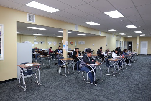 Vista Real Charter High School - Port Hueneme, Powered by Learn4Life - Thumbnail