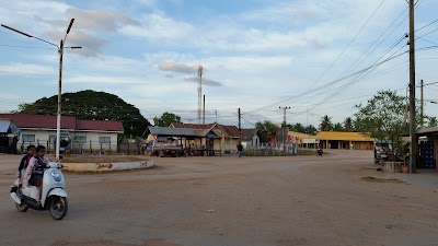 Photos of ຕະຫຼາດແກ້ງກອກ