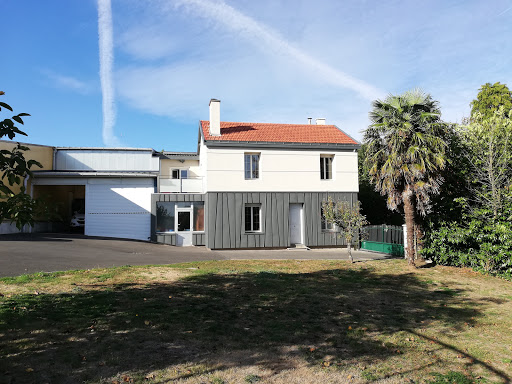 GUEBER COUVERTURE VALLET Gallery - France