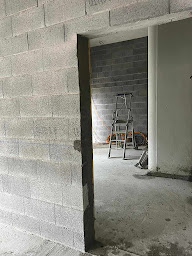 Photo n°3 de GMK Constructions | Maçonnerie à Pencran, Landerneau & Finistère | Rénovation & Neuf à Landerneau (Carreleur)