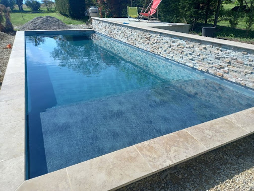 Photo de Solution Piscine | Votre partenaire dédié aux solutions pour la construction, la rénovation et l'entretien de piscines.