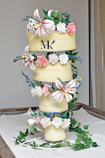 mkbakes Logo