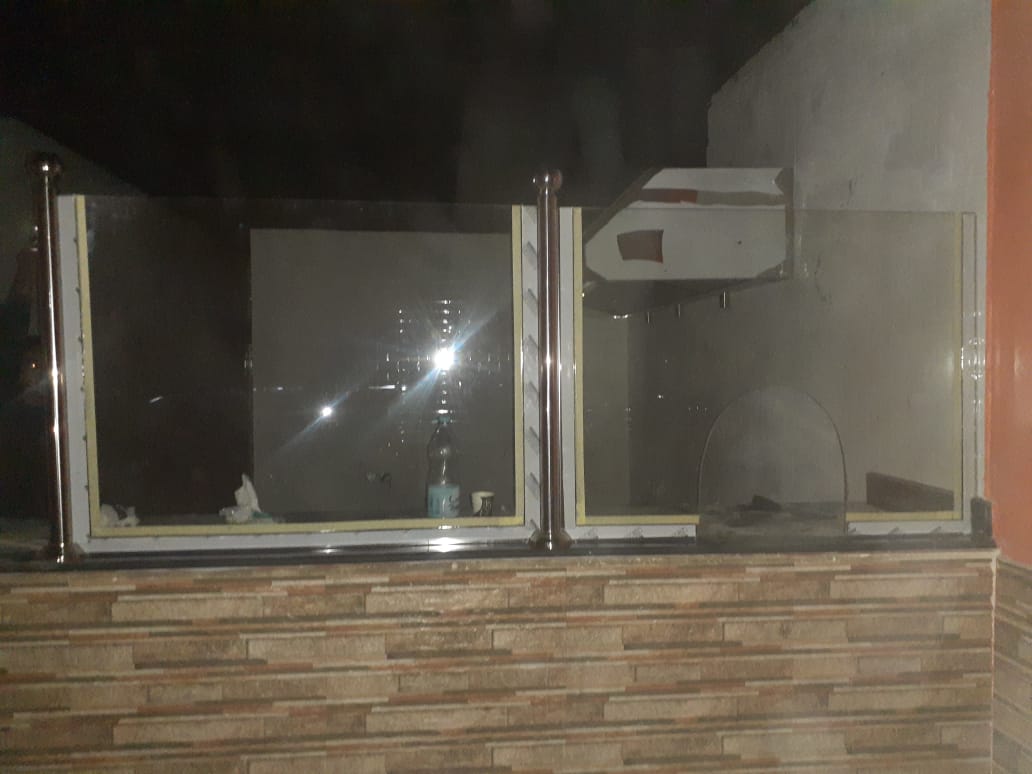 معرض للزجاج والمرايا والبراويز -الرياض - البديعه - شارع النخيل Exhibition of glass & mirrors & frames - صورة 2