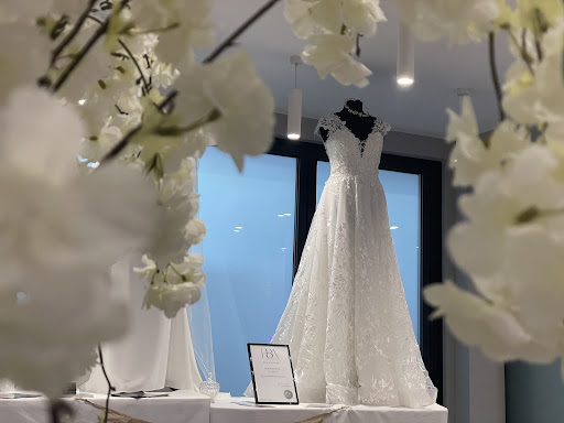 Cariad Bridal - Thumbnail