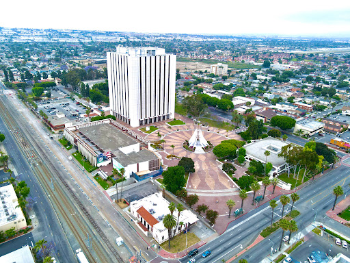 Compton Courthouse - Visual