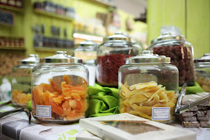 Photo n°16 de Un coin de Jardin à Robion (Épicerie)