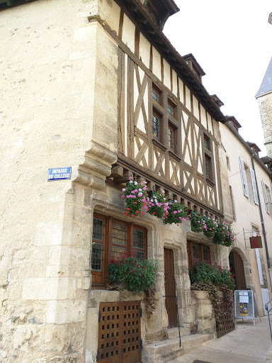 Photo 11 - L 'Horloge