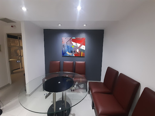 Laboratorio y Consultorio Dental. Dr Hugo de lucio.