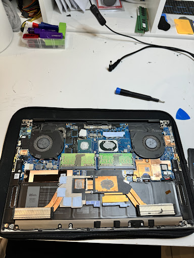 HouseTech - Thumbnail