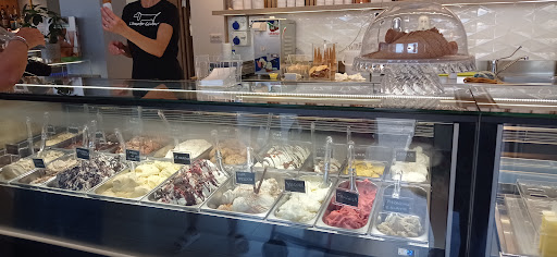 Gelateria Il Bassotto Marcelli - Thumbnail