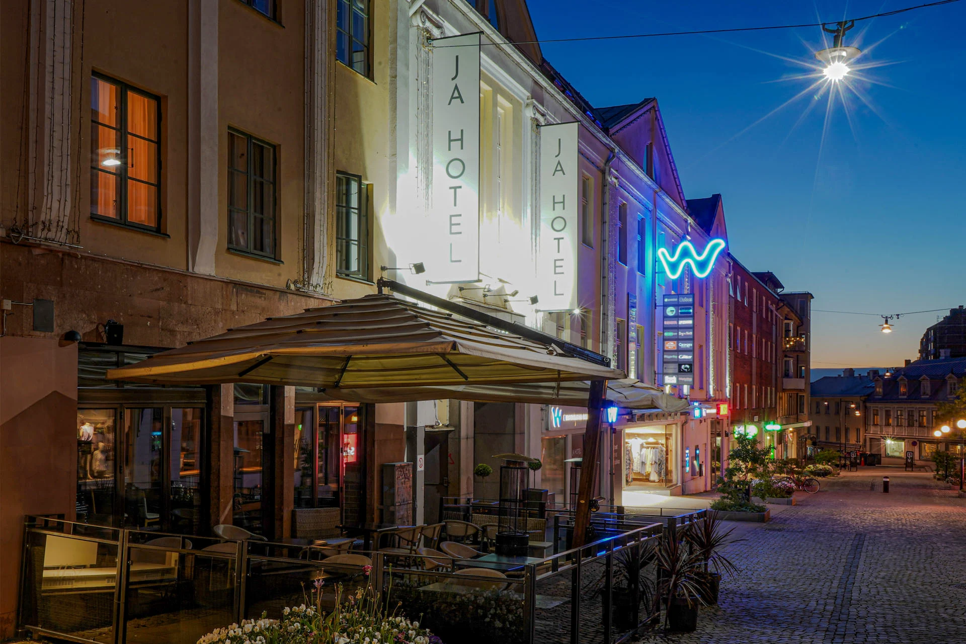 Best Western Plus JA Hotel