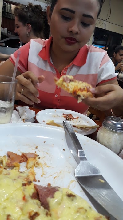 Photos of Pizza Fabo
