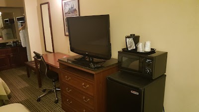 Photos of Baymont Inn & Suites Cleveland