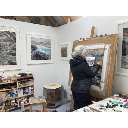 Cliff Studio - Thumbnail
