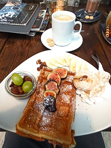 Café Toccata - Visual