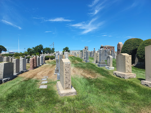 Lincoln Park Cemetery