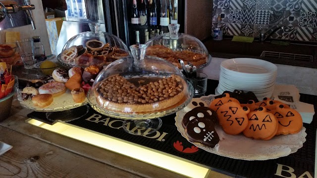 Le Petit Café