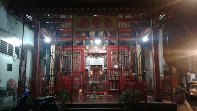 Photos of Kelenteng Tong Pek Bio