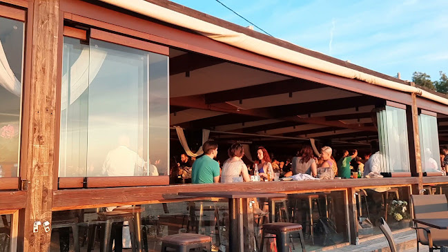Alexander Beach Bar