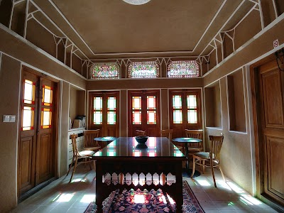Photos of Manouchehri Traditional Hotel