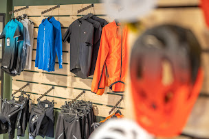 Photo n°24 de Alpes Aventures Megève - Vente, location, atelier vélo à Megève (Cyclisme sur route)