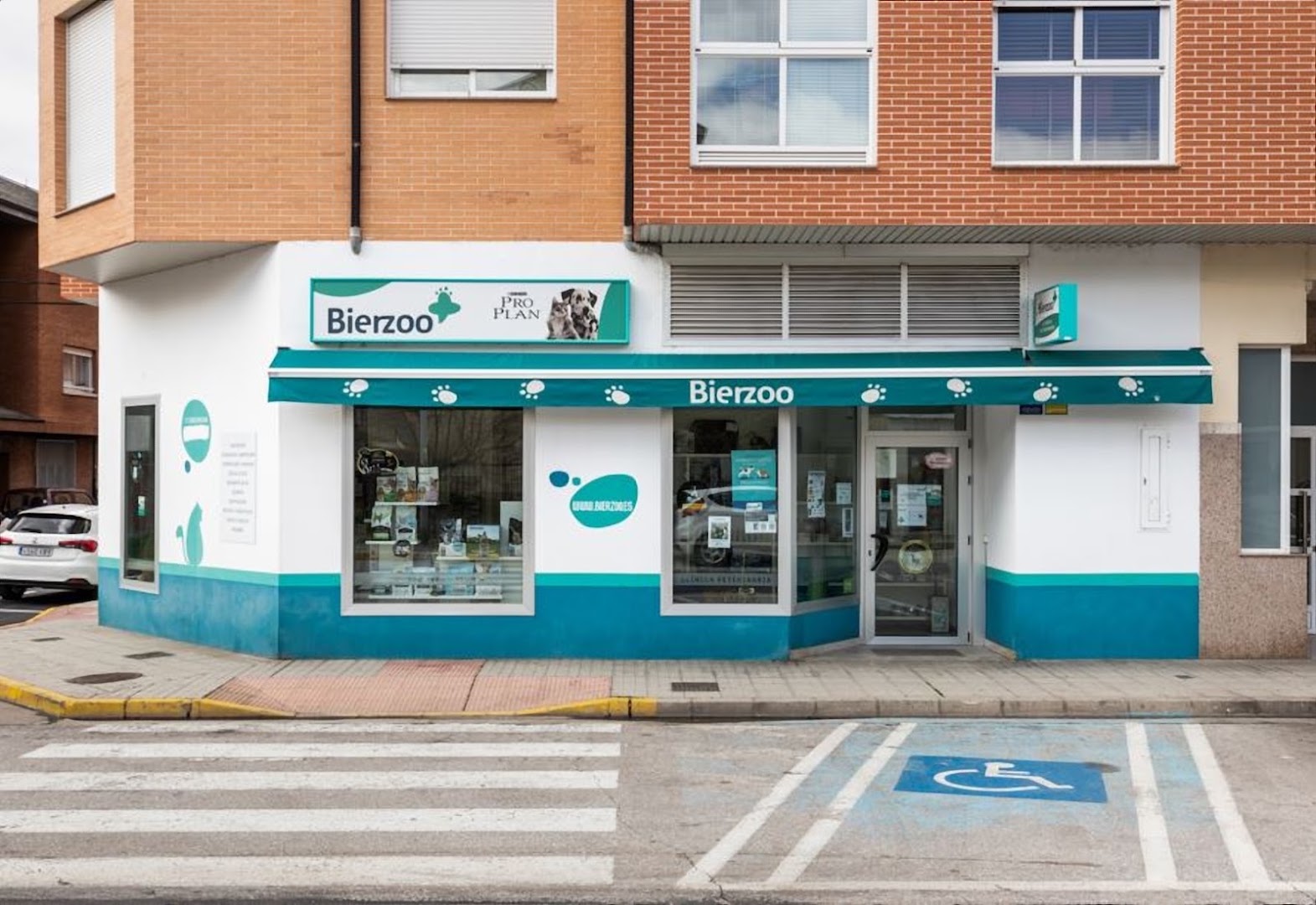 Clinica Veterinaria Bierzoo Bembibre