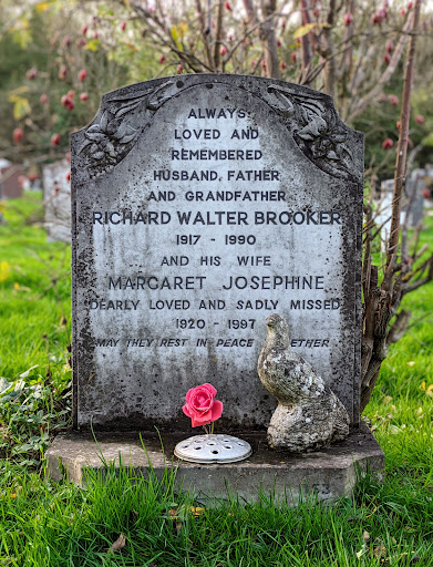 Long Ditton Cemetery - Thumbnail