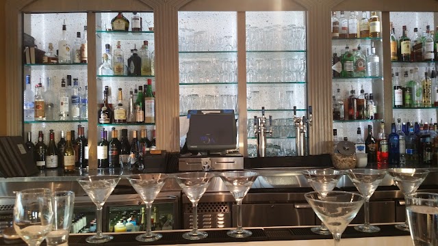 Apothecary Lounge