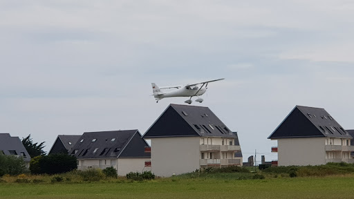 Quiberon Airport - Thumbnail