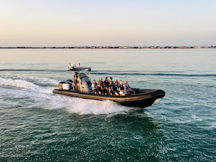 Photo n°21 de Promenade en Mer - Honfleur - Parking Gratuit à Honfleur (Agence d'excursions en bateau)