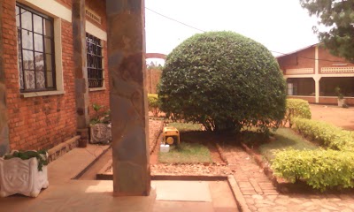 Photos of L'Eglise Nyabututsi