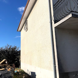 Photo n°23 de Couvreur 19 Couverture peintre Nettoyage rénovation toiture Peinture façade Corrèze Brive-la-Gaillarde à Varetz (Couvreur)