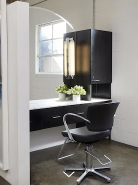 Andy LeCompte Salon by null