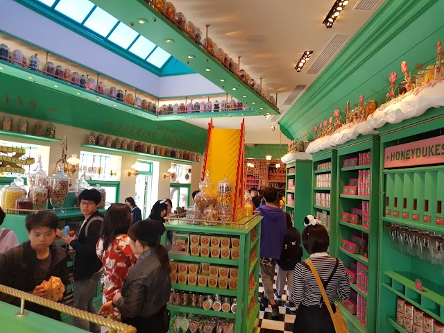 Honeydukes
